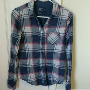 EUC  Size 6 American Eagle fitted Flannel